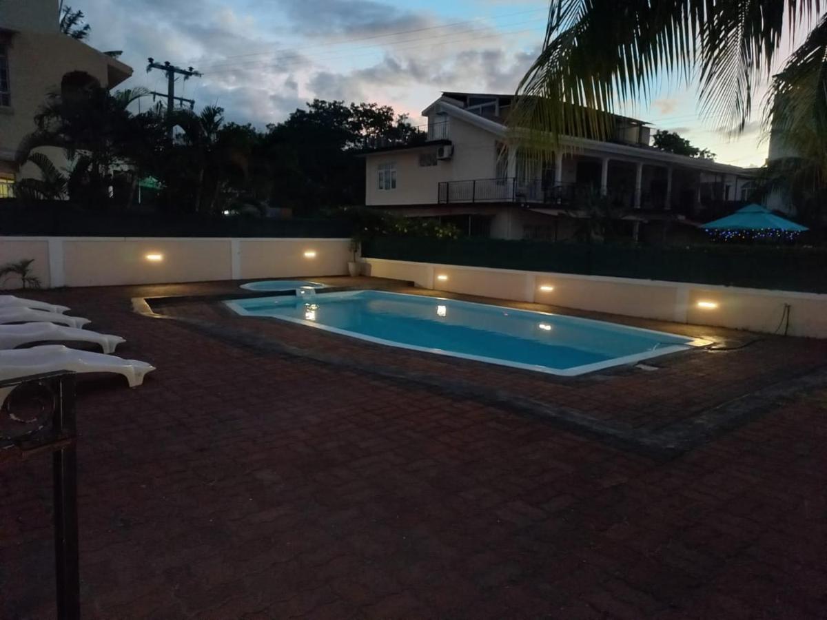 Villa L'Or With Private Pool Flic-en-Flacq Екстериор снимка